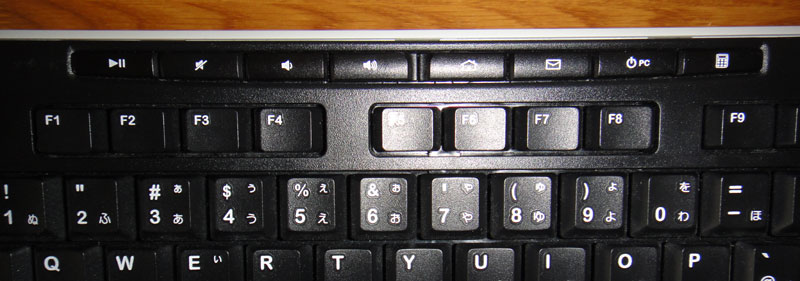 ロジクール(Logicool) ワイヤレスキーボード K270｜かなり便利なファンクションキーとは別に独立したホットキー（音楽の再生、一時停止、音量の上げ下げ、ミュート、メールチェックなどボタン一つで操作可能です）